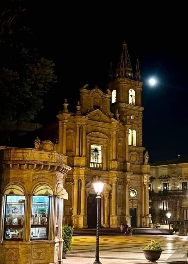 La Casa Di Apollo Villa Acireale Exterior foto